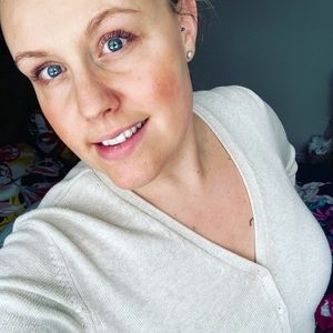 Meet your Posher, Emilie